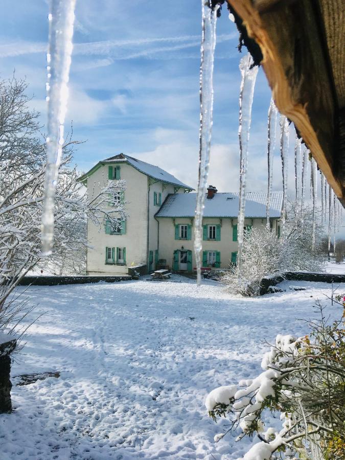 Le Grand Dehors 01 Hotel Cerdon  Buitenkant foto